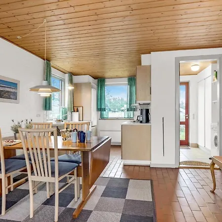 Vakantiehuis In With Sauna *