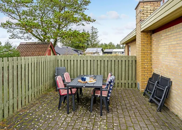 Сasa de vacaciones In With Sauna Thisted