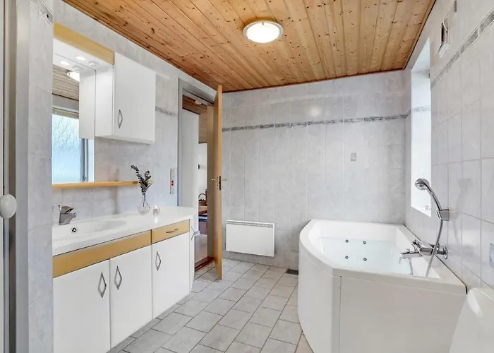 Сasa de vacaciones In With Sauna Thisted