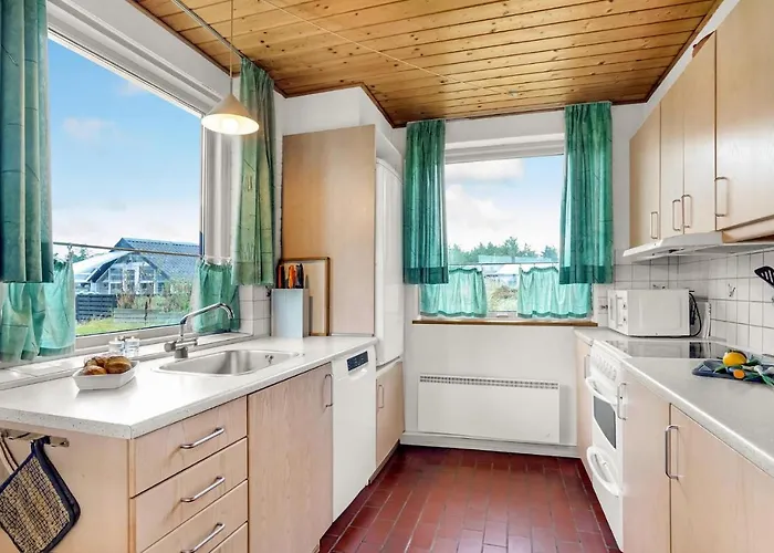 Сasa de vacaciones In With Sauna